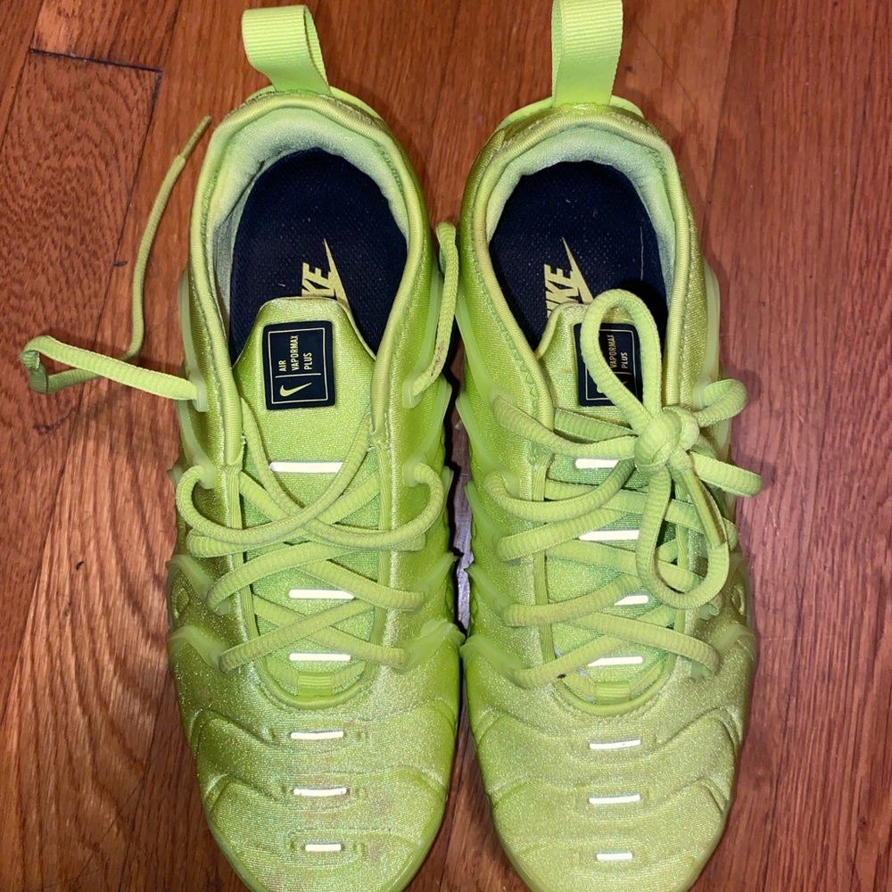 Nike Lime Green Athletic Shoes